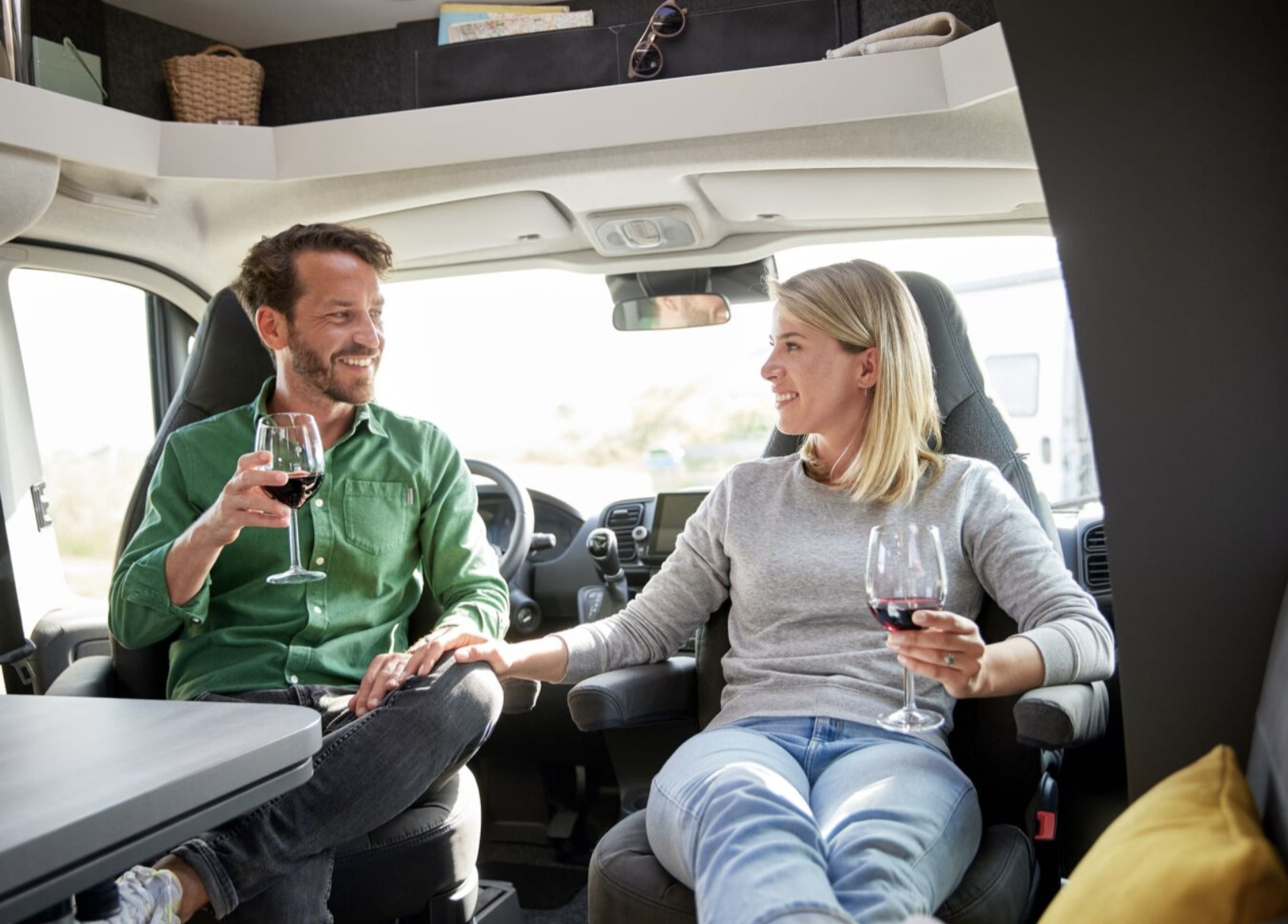 השכרת קמפרוואן קרוואן באסטוניה  טיול קרוואנים ותכנון מסלול באסטוניה למשפחה